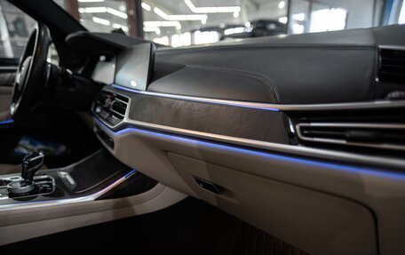 BMW X7, 2021 год, 9 000 000 рублей, 10 фотография