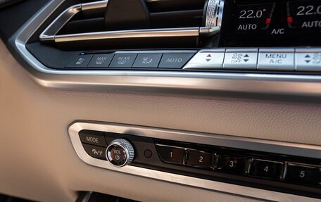 BMW X7, 2021 год, 9 000 000 рублей, 12 фотография