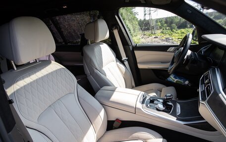 BMW X7, 2021 год, 9 000 000 рублей, 15 фотография