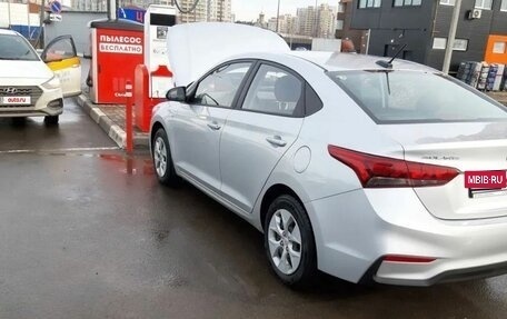 Hyundai Solaris II рестайлинг, 2019 год, 850 000 рублей, 5 фотография