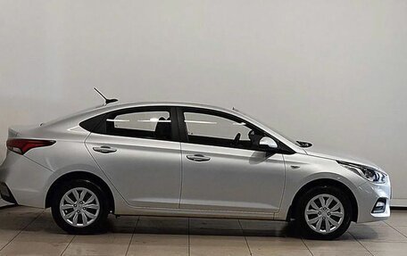 Hyundai Solaris II рестайлинг, 2019 год, 850 000 рублей, 11 фотография