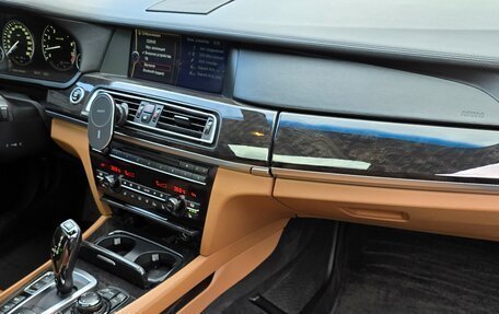 BMW 7 серия, 2011 год, 1 850 000 рублей, 13 фотография