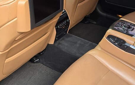 BMW 7 серия, 2011 год, 1 850 000 рублей, 16 фотография