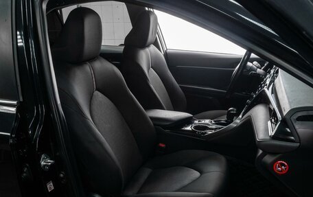 Toyota Camry, 2018 год, 2 649 000 рублей, 8 фотография