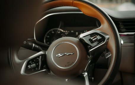 Jaguar F-Pace, 2021 год, 4 100 000 рублей, 11 фотография