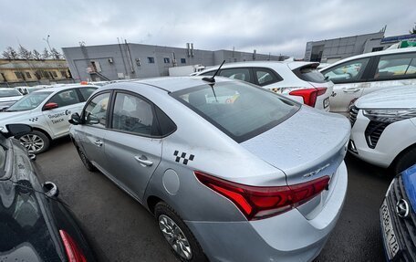 Hyundai Solaris II рестайлинг, 2018 год, 550 000 рублей, 3 фотография