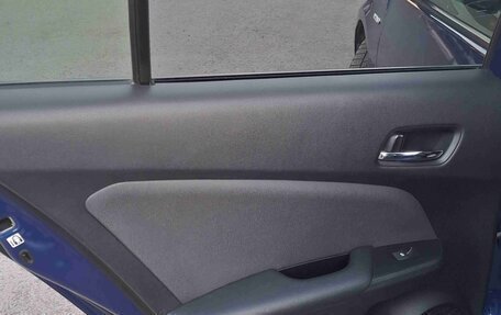 Toyota Prius IV XW50, 2016 год, 1 900 000 рублей, 15 фотография