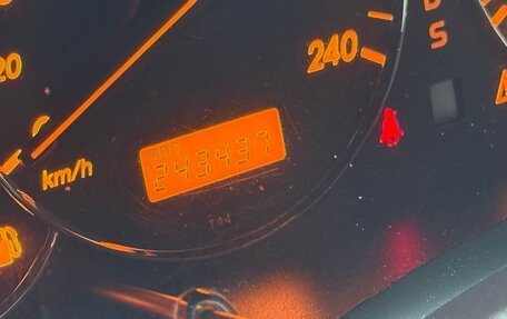 Toyota Avensis III рестайлинг, 2007 год, 900 000 рублей, 6 фотография