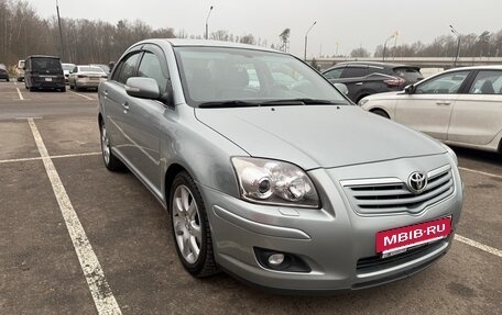Toyota Avensis III рестайлинг, 2007 год, 900 000 рублей, 23 фотография