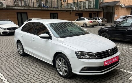 Volkswagen Jetta VI, 2016 год, 1 310 000 рублей, 2 фотография