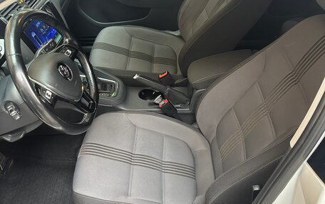 Volkswagen Jetta VI, 2016 год, 1 310 000 рублей, 7 фотография