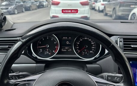 Volkswagen Jetta VI, 2016 год, 1 310 000 рублей, 6 фотография