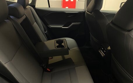 Toyota RAV4, 2025 год, 4 550 000 рублей, 11 фотография