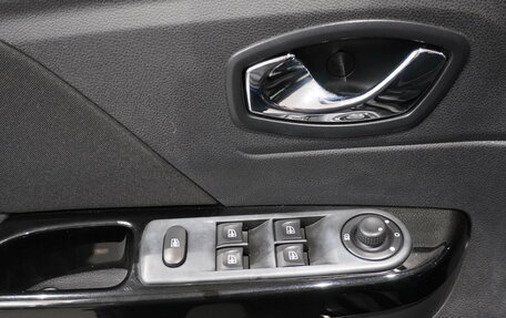 Renault Kaptur I рестайлинг, 2017 год, 1 350 000 рублей, 13 фотография