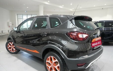 Renault Kaptur I рестайлинг, 2017 год, 1 350 000 рублей, 4 фотография