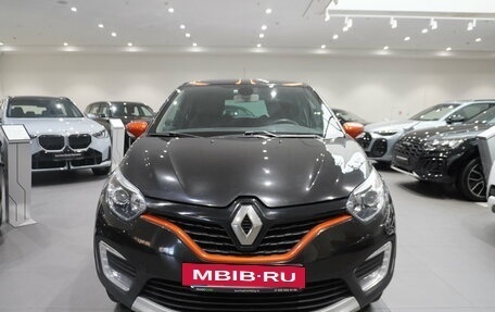 Renault Kaptur I рестайлинг, 2017 год, 1 350 000 рублей, 28 фотография