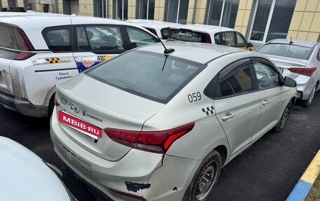 Hyundai Solaris II рестайлинг, 2017 год, 650 000 рублей, 6 фотография