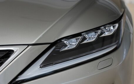 Lexus RX IV рестайлинг, 2021 год, 5 750 000 рублей, 3 фотография