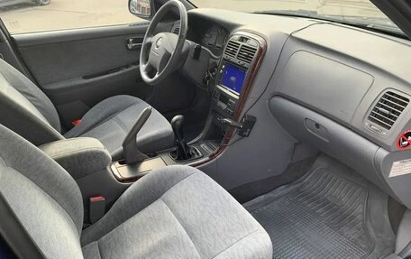 KIA Magentis I, 2005 год, 450 000 рублей, 13 фотография