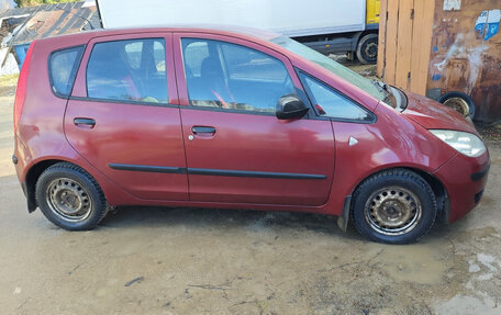 Mitsubishi Colt VI рестайлинг, 2006 год, 300 000 рублей, 3 фотография