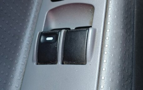 Mitsubishi Colt VI рестайлинг, 2006 год, 300 000 рублей, 7 фотография