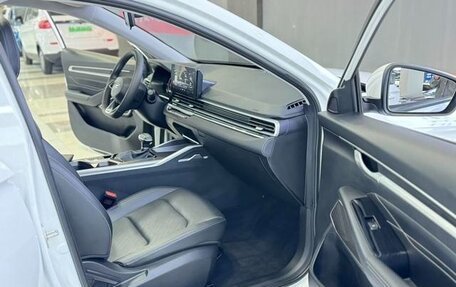 Geely Emgrand, 2022 год, 1 235 000 рублей, 8 фотография