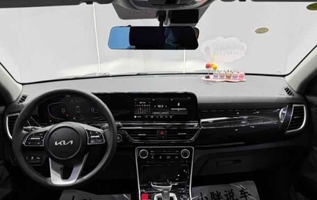 KIA Seltos I, 2025 год, 2 100 000 рублей, 17 фотография