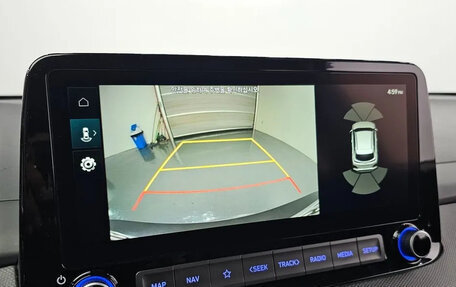 Hyundai Kona I, 2022 год, 1 574 000 рублей, 8 фотография