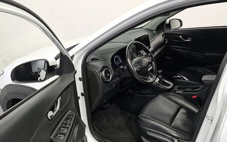 Hyundai Kona I, 2022 год, 1 574 000 рублей, 5 фотография