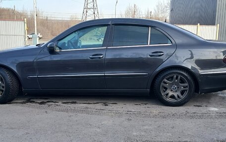 Mercedes-Benz E-Класс, 2004 год, 750 000 рублей, 9 фотография