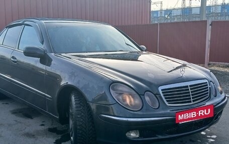 Mercedes-Benz E-Класс, 2004 год, 750 000 рублей, 4 фотография