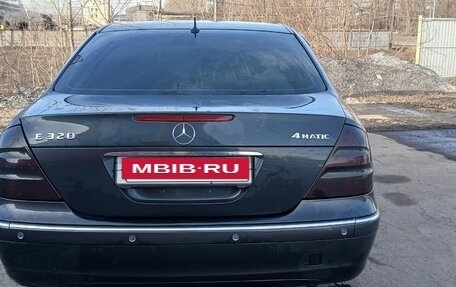 Mercedes-Benz E-Класс, 2004 год, 750 000 рублей, 7 фотография