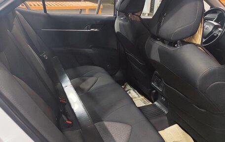 Toyota Camry, 2021 год, 3 530 000 рублей, 20 фотография