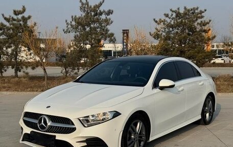 Mercedes-Benz A-Класс, 2022 год, 1 880 000 рублей, 1 фотография