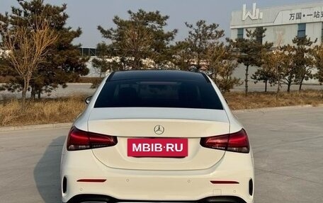 Mercedes-Benz A-Класс, 2022 год, 1 880 000 рублей, 6 фотография