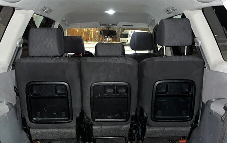 Toyota Avensis Verso I рестайлинг, 2002 год, 849 000 рублей, 6 фотография