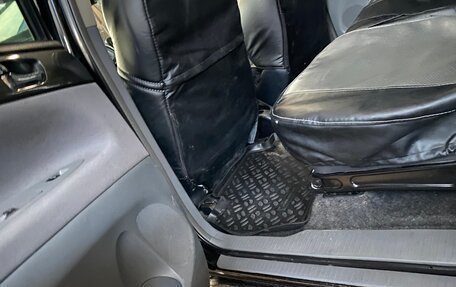 Toyota Avensis Verso I рестайлинг, 2002 год, 849 000 рублей, 12 фотография