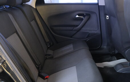 Volkswagen Polo VI (EU Market), 2011 год, 729 000 рублей, 22 фотография