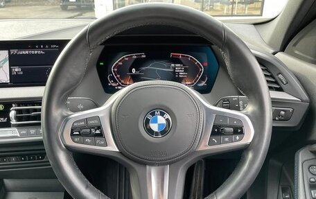 BMW 1 серия, 2022 год, 1 687 000 рублей, 9 фотография