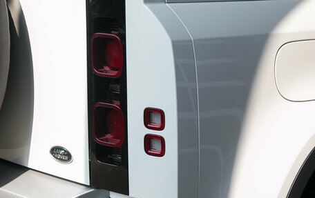 Land Rover Defender II, 2021 год, 5 190 000 рублей, 9 фотография