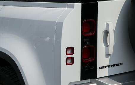 Land Rover Defender II, 2021 год, 5 190 000 рублей, 10 фотография