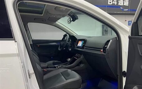 Skoda Karoq I, 2023 год, 1 910 000 рублей, 7 фотография