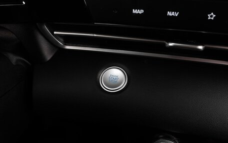 Hyundai Elantra, 2023 год, 2 200 000 рублей, 17 фотография