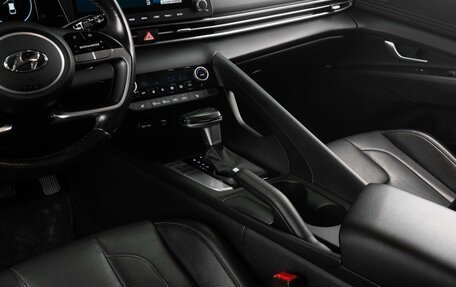 Hyundai Elantra, 2023 год, 2 200 000 рублей, 27 фотография