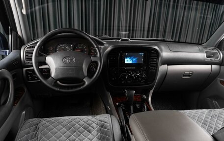 Toyota Land Cruiser 100 рестайлинг 2, 1998 год, 1 669 000 рублей, 6 фотография