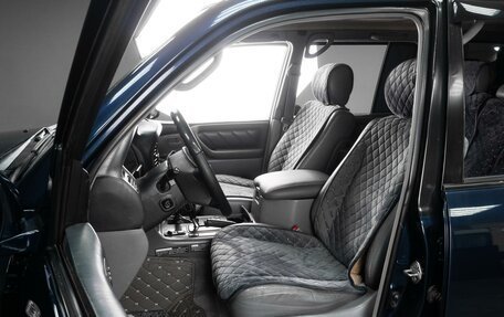 Toyota Land Cruiser 100 рестайлинг 2, 1998 год, 1 669 000 рублей, 10 фотография