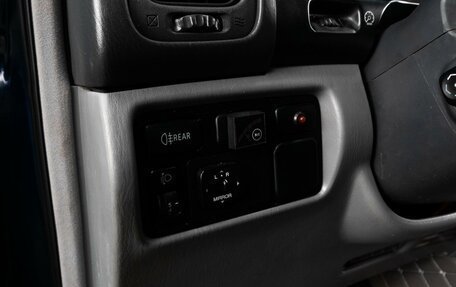 Toyota Land Cruiser 100 рестайлинг 2, 1998 год, 1 669 000 рублей, 15 фотография