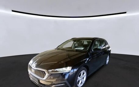 Skoda Octavia IV, 2022 год, 1 972 000 рублей, 1 фотография