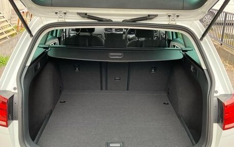 Volkswagen Golf VII, 2018 год, 1 250 000 рублей, 21 фотография