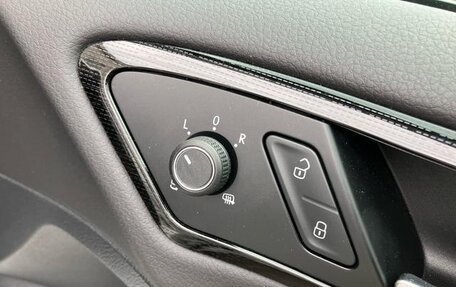 Volkswagen Golf VII, 2018 год, 1 250 000 рублей, 18 фотография